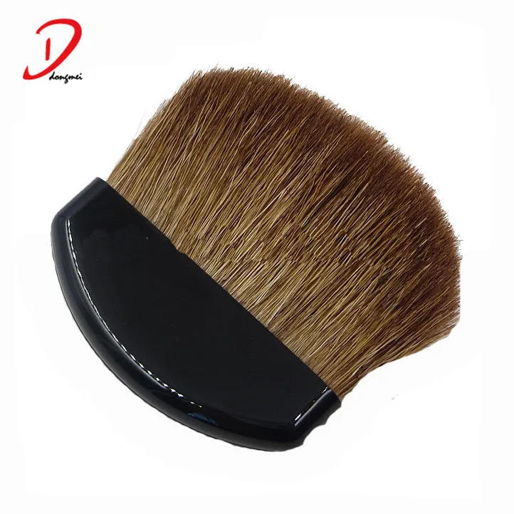 flat blush brush