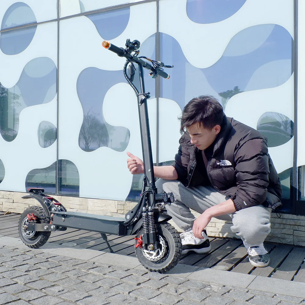 2021 Eu Warehouse New Disc Brake Electric Scooter Battery 52V 20Ah Light Weight High Speed 2000W Electric Scooter
2021 Eu Warehouse New Disc Brake Electric Scooter Battery 52V 20Ah Light Weight High Speed 2000W Electric Scooter