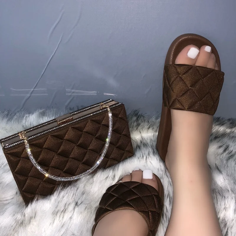 2021 New Purse and Slipper Set Evening Bag for Women Handbag Shoulder Bag Clutch Wallet Sneakers Ladies Hand bags, Black
2021 New Purse and Slipper Set Evening Bag for Women Handbag Shoulder Bag Clutch Wallet Sneakers Ladies Hand bags, Black