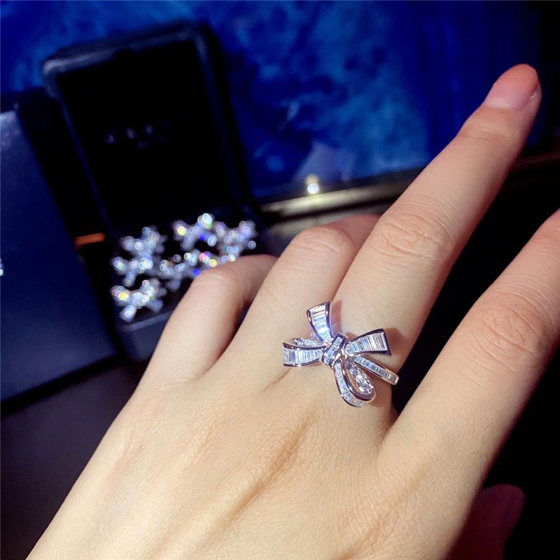 Diamond Set Bow Ring S925 sterling silver butterfly diamond ring square diamond index finger ring for women
Diamond Set Bow Ring S925 sterling silver butterfly diamond ring square diamond index finger ring for women