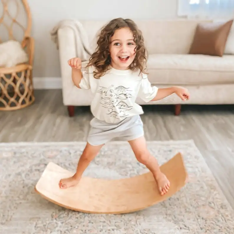 XIHA Hot Sale Curvy Board Balance Board Wooden Kids Balance Toy For Kids With Felt wood balance board with mat, Natural wood or colored
XIHA Hot Sale Curvy Board Balance Board Wooden Kids Balance Toy For Kids With Felt wood balance board with mat, Natural wood or colored