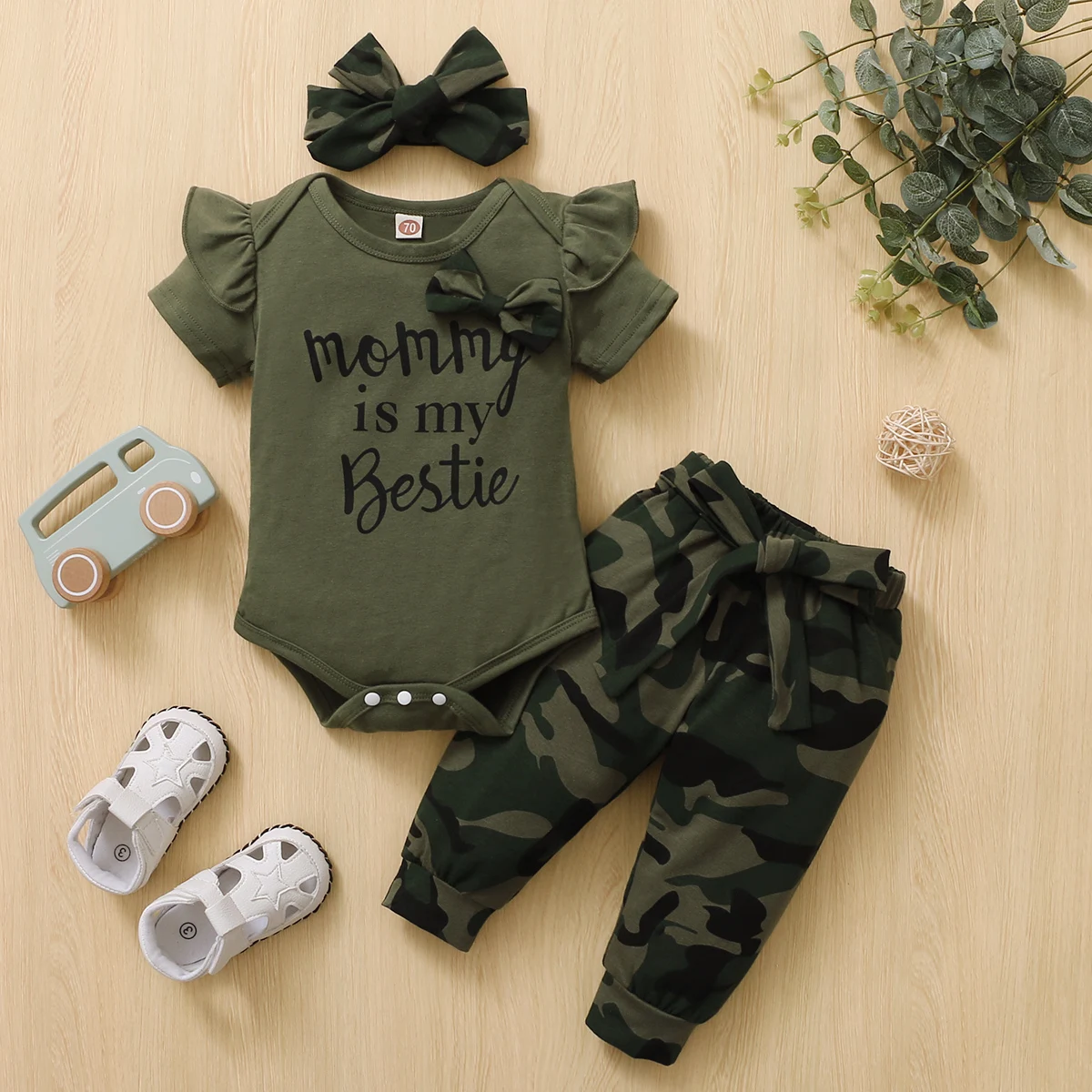 Newborn baby Girl Clothing Sets Cotton Letter tops+Camouflage trousers+headband 3PCs Girl's Outfits
Newborn baby Girl Clothing Sets Cotton Letter tops+Camouflage trousers+headband 3PCs Girl's Outfits