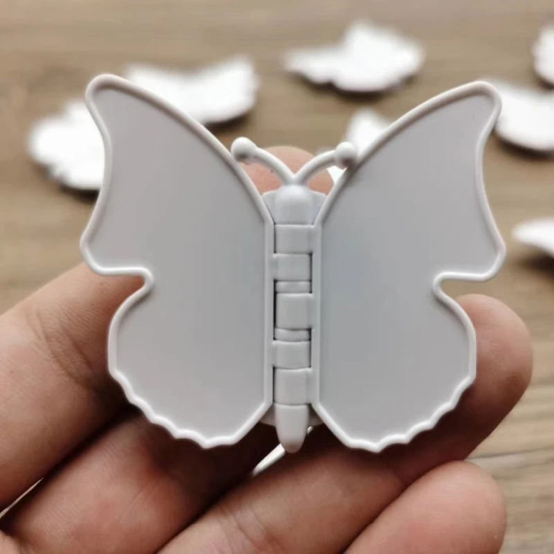concave Butterfly mobile phone holder butterfly folding stretch bracket rotating phone finger ring holder with sticker, White
concave Butterfly mobile phone holder butterfly folding stretch bracket rotating phone finger ring holder with sticker, White