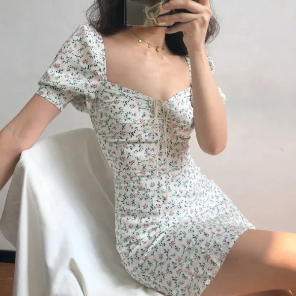 Womens Clothes 2020 Vintage Square Neck Lace Up bubble sleeve Waist Dress Chiffon floral skirt dress
Womens Clothes 2020 Vintage Square Neck Lace Up bubble sleeve Waist Dress Chiffon floral skirt dress