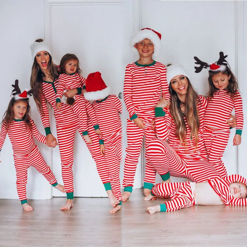 Drop shipping factory Autumn/Winter Christmas Parent-child Pajamas Family Set Two-piece Printed Long Sleeve pajamas homeservice
Drop shipping factory Autumn/Winter Christmas Parent-child Pajamas Family Set Two-piece Printed Long Sleeve pajamas homeservice