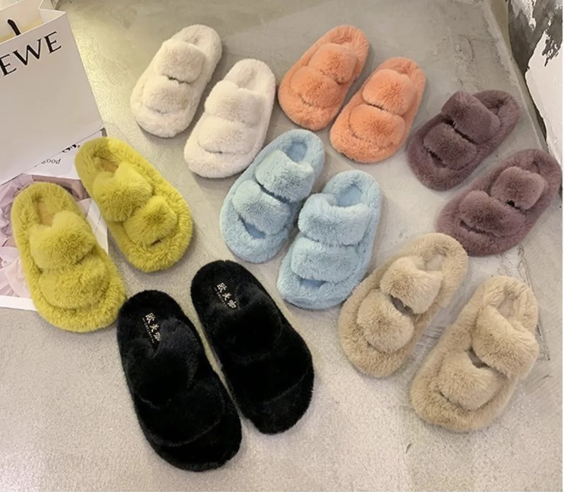 Women Summer Furry fur slides Ladies flipflop slippers Plush Fluffy Sandals Warm Slippers, Picture color
Women Summer Furry fur slides Ladies flipflop slippers Plush Fluffy Sandals Warm Slippers, Picture color