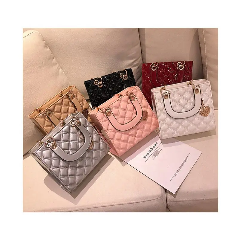Luxury Handbags Female Designer Famous Brand Shoulder Bags Lattice Crossbody Bags For Women Ladies Patent Leather Messenger Bag, Customizable
Luxury Handbags Female Designer Famous Brand Shoulder Bags Lattice Crossbody Bags For Women Ladies Patent Leather Messenger Bag, Customizable