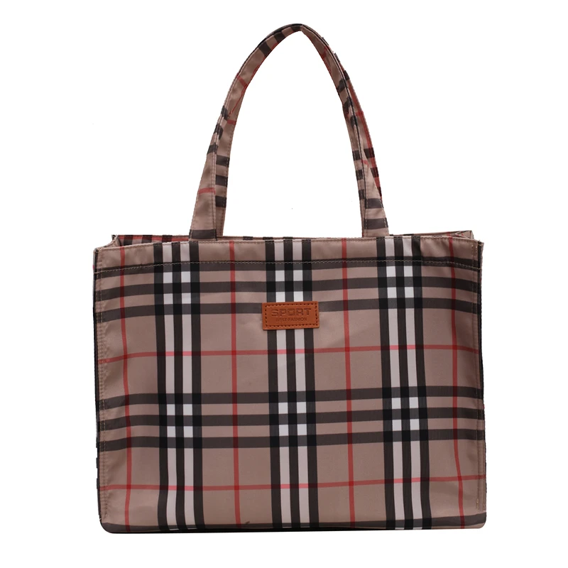Fashion check nylon fabric ladies shoulder bag trend letter handbag street casual shopping large capacity lightweight tote bag
Fashion check nylon fabric ladies shoulder bag trend letter handbag street casual shopping large capacity lightweight tote bag