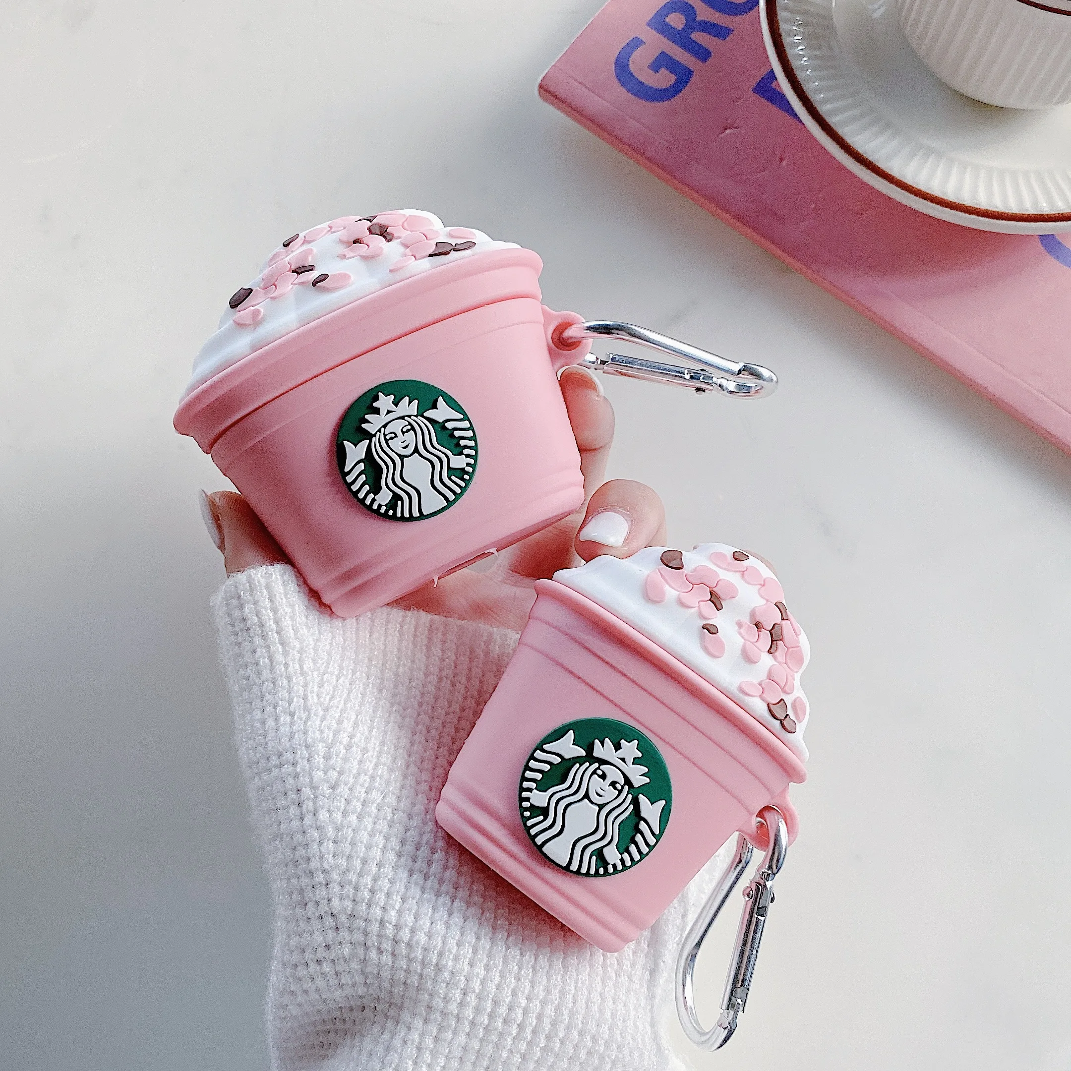 2021 cute 3D soft silicone headphone protective cover designer luxury earphone shell accessories for apple airpods pro case, Multiple colors
2021 cute 3D soft silicone headphone protective cover designer luxury earphone shell accessories for apple airpods pro case, Multiple colors