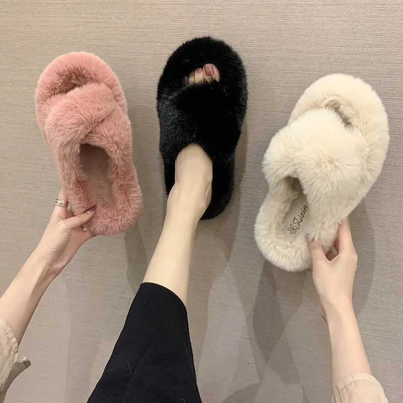 Drop shipping winter fur slides women 2020 autumn and winter Pantuflas peludas non-slip ladies thick-soled home flurry slippers
Drop shipping winter fur slides women 2020 autumn and winter Pantuflas peludas non-slip ladies thick-soled home flurry slippers