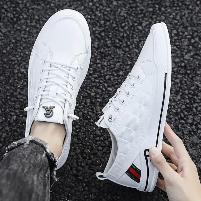 Fashion Low Price Durable Lace-up Non-slip Mens Sports Running Shoes And Sneakers, Grey red black blue
Fashion Low Price Durable Lace-up Non-slip Mens Sports Running Shoes And Sneakers, Grey red black blue