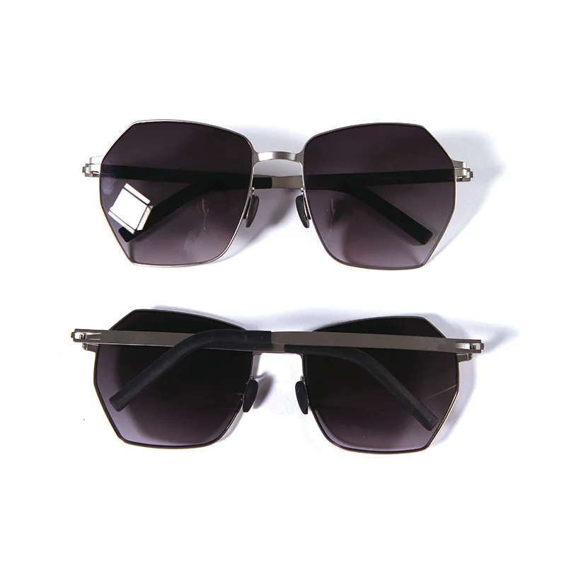 High-end Fashion Irregular Gradient Stainless Frame Polarized Pilot Driving Sunglasses
High-end Fashion Irregular Gradient Stainless Frame Polarized Pilot Driving Sunglasses