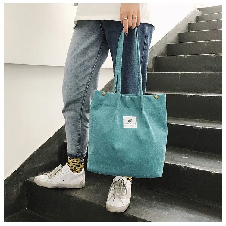 wholesale custom new canvas women's single shoulder durable light weight canvas lady tote shopping bag
wholesale custom new canvas women's single shoulder durable light weight canvas lady tote shopping bag