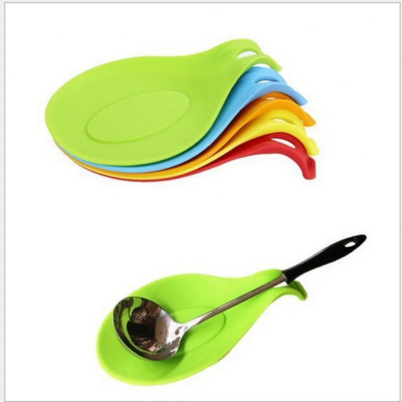 Silicone Soup Spoon Pad Spatula European Style Spoon Pad Shelf Shelf Spoon Holder Thickened Kitchen Supplies Spot Wholesale
Silicone Soup Spoon Pad Spatula European Style Spoon Pad Shelf Shelf Spoon Holder Thickened Kitchen Supplies Spot Wholesale
