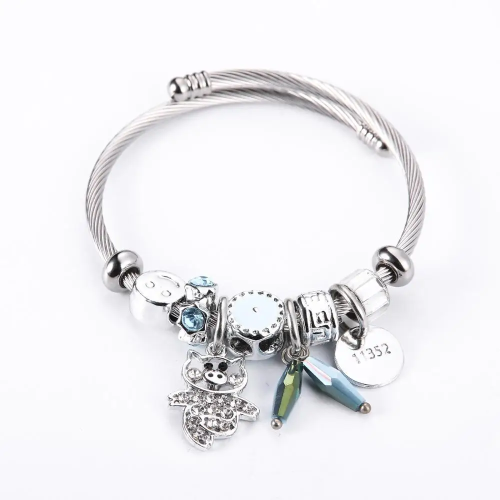 Wholesale Stainless Steel Bracelet DIY Charm Fashionable Women Jewelry High Quality Open Size Hot Selling 2021 new Cuff Bracelet
Wholesale Stainless Steel Bracelet DIY Charm Fashionable Women Jewelry High Quality Open Size Hot Selling 2021 new Cuff Bracelet