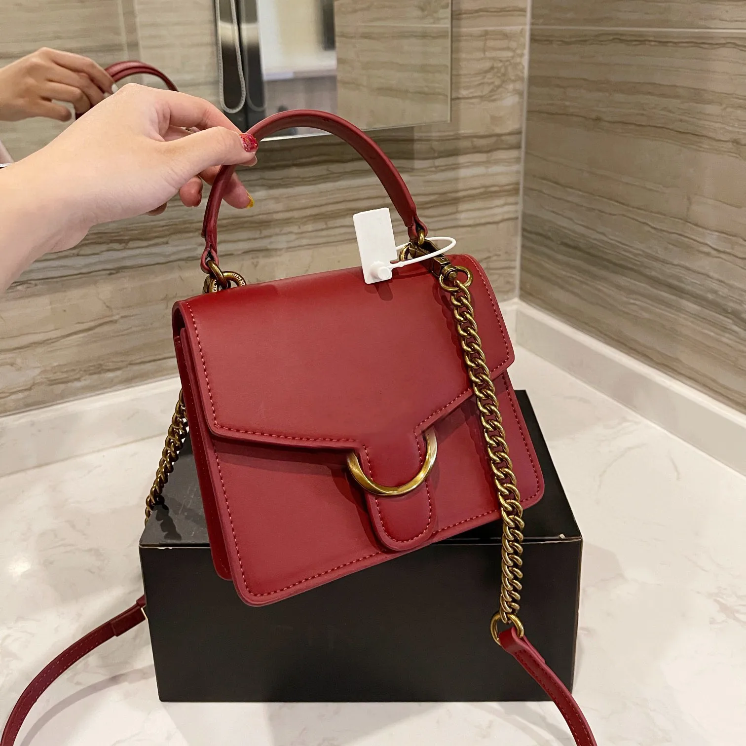 Free Shipping Lady Ture Leather Burgundy White Black Chain One Shoulder Women Hot Hand Bags
Free Shipping Lady Ture Leather Burgundy White Black Chain One Shoulder Women Hot Hand Bags