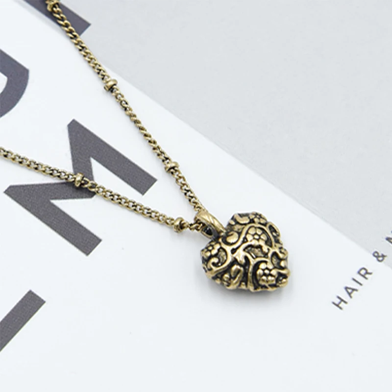 Vintage Necklace Women Girls Gold OX Plated Alloy Jewelry Antique bronze Love Heart Chains Pendant Necklace Party Wear
Vintage Necklace Women Girls Gold OX Plated Alloy Jewelry Antique bronze Love Heart Chains Pendant Necklace Party Wear
