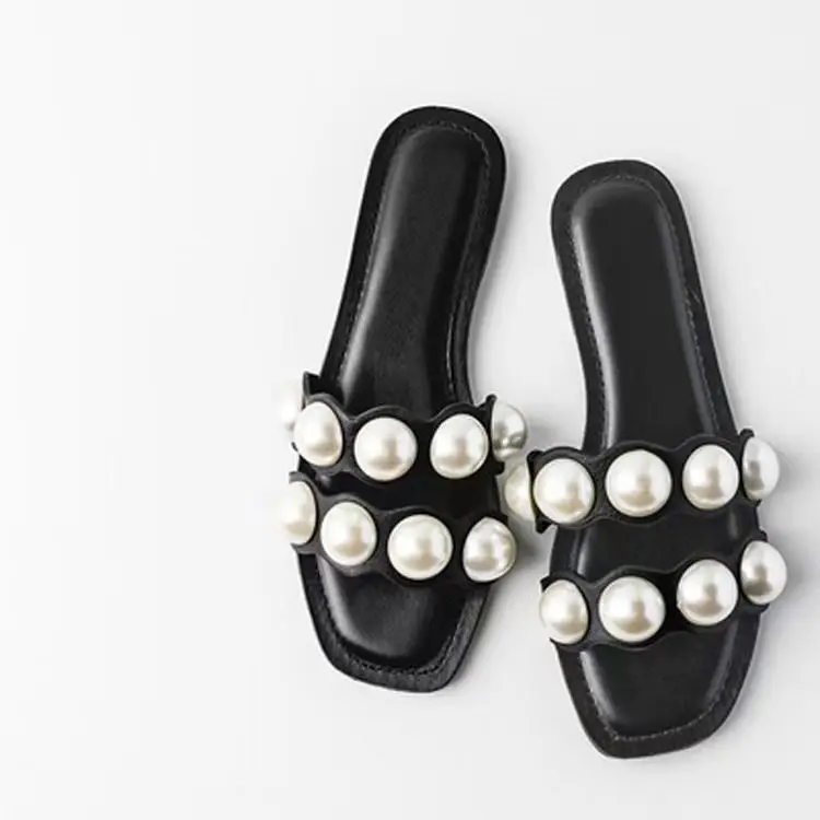 European and American new pearl flat leather sandals low-heeled slippers, Black,brown or customized
European and American new pearl flat leather sandals low-heeled slippers, Black,brown or customized