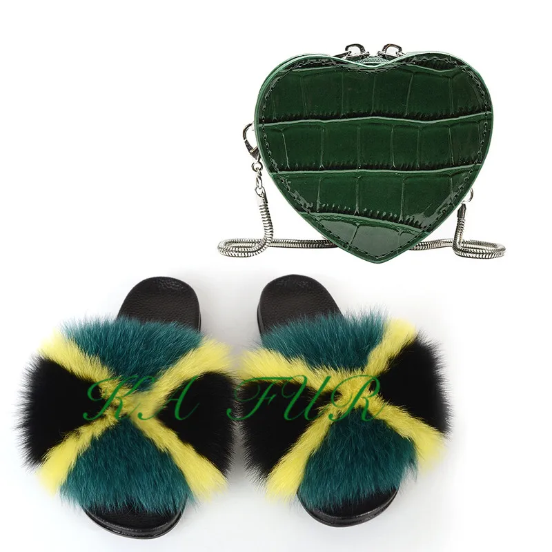 Amazon hot selling Fashionable Women fur Slippers slides can logo customized matching pvc jelly handbag bag
Amazon hot selling Fashionable Women fur Slippers slides can logo customized matching pvc jelly handbag bag