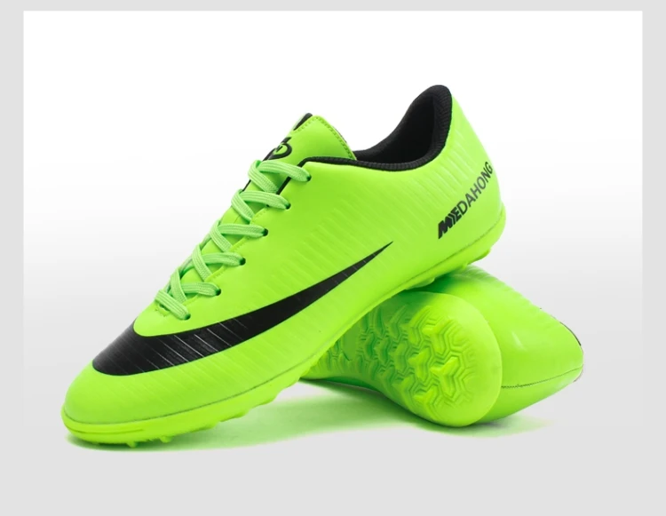 Breathable Non-slip Soccer Shoes Indoor and Outdoor Training Football Shoes for Children & Adult
Breathable Non-slip Soccer Shoes Indoor and Outdoor Training Football Shoes for Children & Adult