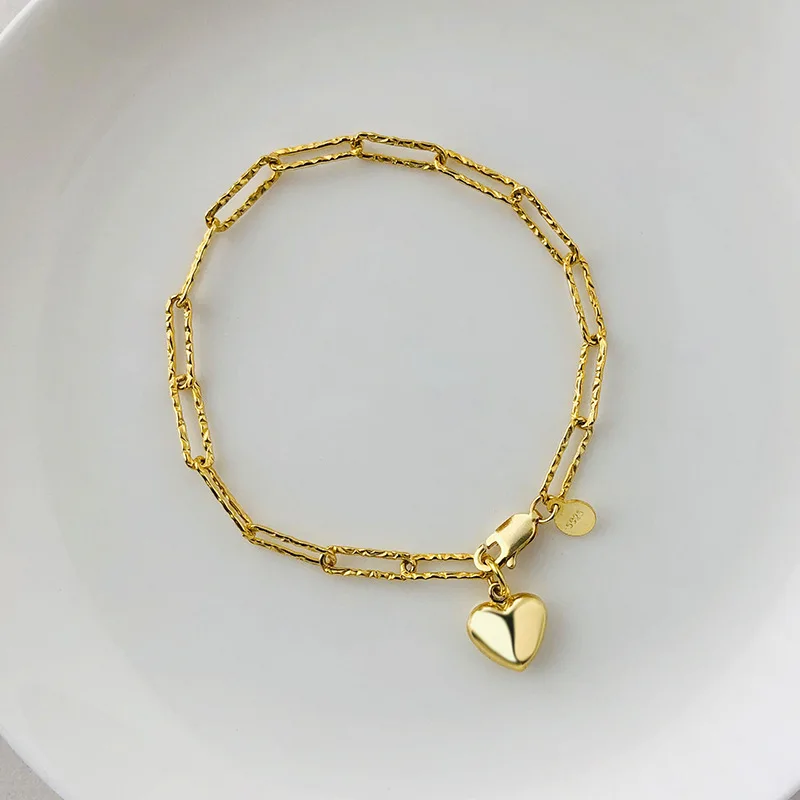 New Simple 925 Sterling Silver Heart Pendant Bracelet S925 18K Gold Plated Heart Link Chain Bracelet Jewelry
New Simple 925 Sterling Silver Heart Pendant Bracelet S925 18K Gold Plated Heart Link Chain Bracelet Jewelry