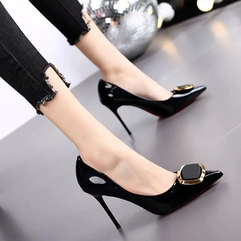 New Women's 2022 High Heels Set of Feet Single Shoes Stiletto Square Buckle Single Shoes Green Shoes
New Women's 2022 High Heels Set of Feet Single Shoes Stiletto Square Buckle Single Shoes Green Shoes
