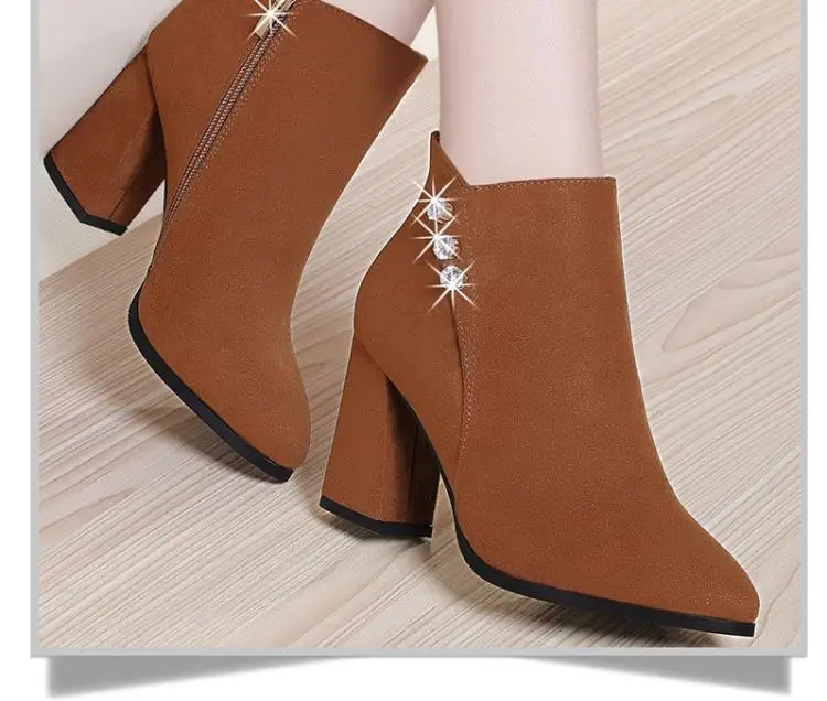 High quality suede women ankle boots block heel wholesale china factory ladies, Black
High quality suede women ankle boots block heel wholesale china factory ladies, Black