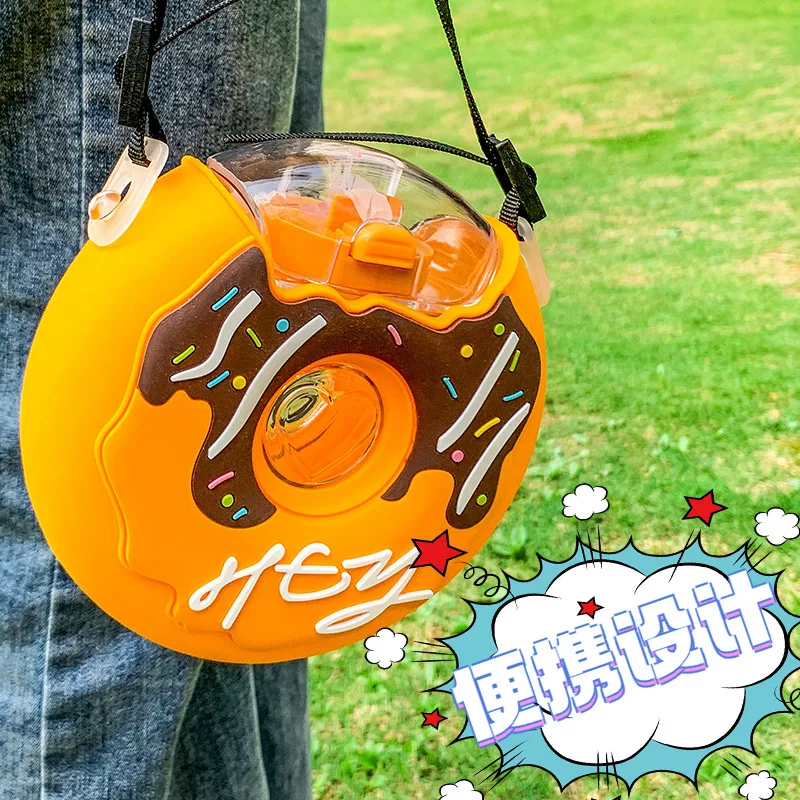 Children's drinking small capacity cute girls rainbow donuts water straw cup bottle mini kid purses and handbags
Children's drinking small capacity cute girls rainbow donuts water straw cup bottle mini kid purses and handbags