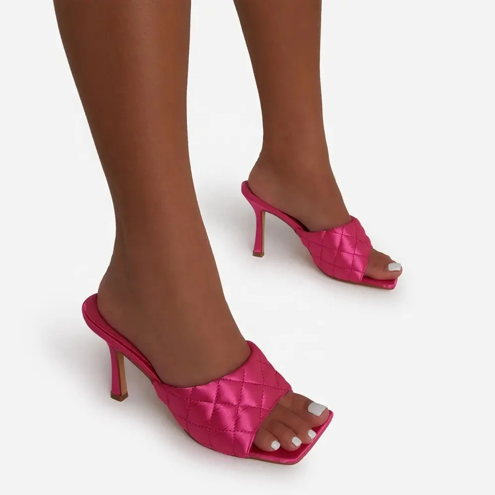 2022 Wholesale Korean Summer Fashion Pu Argyle Block Heel High Heels Slide Sandals Women Slippers, Red, blue, coffee, rose
2022 Wholesale Korean Summer Fashion Pu Argyle Block Heel High Heels Slide Sandals Women Slippers, Red, blue, coffee, rose