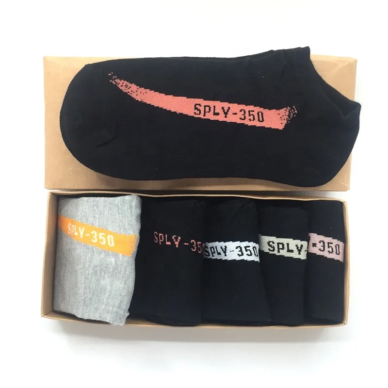 

hot selling 6 Pairs Yeezy 350 V2 Male Female Low Socks wholesale