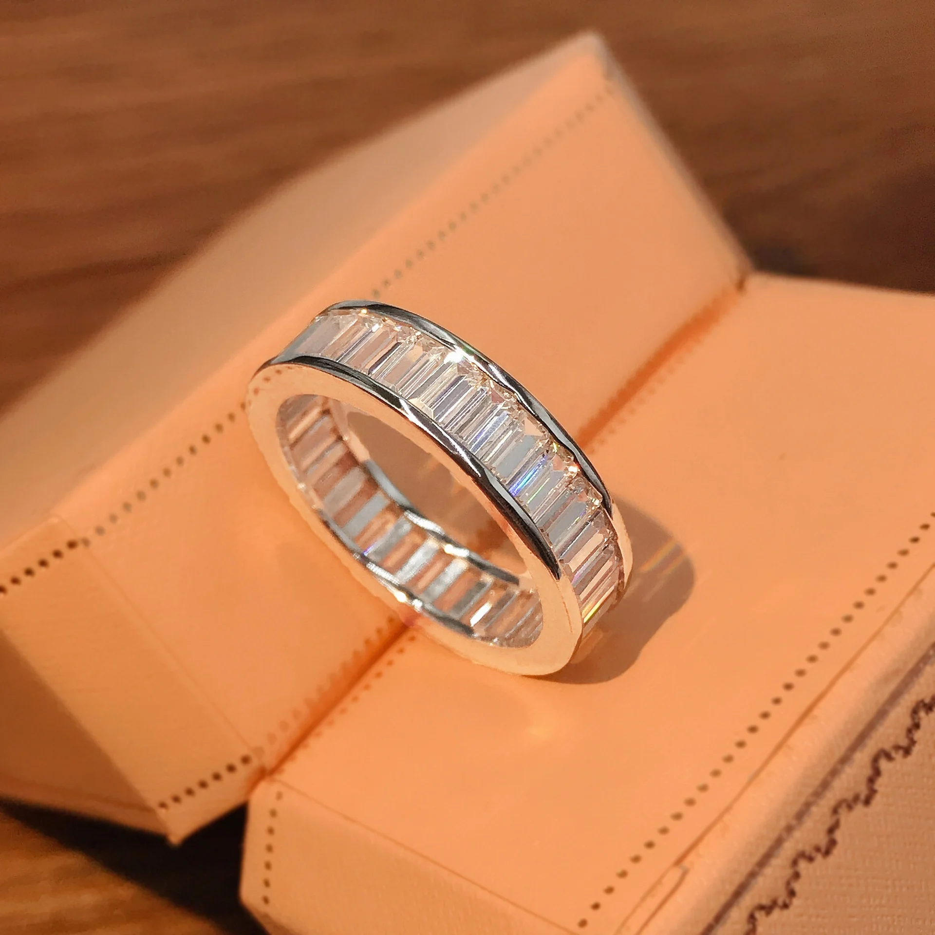 Wholesale 14k /18k gold White Gold lab grow/real moissanite diamond Ring Wedding Rings can customize
Wholesale 14k /18k gold White Gold lab grow/real moissanite diamond Ring Wedding Rings can customize
