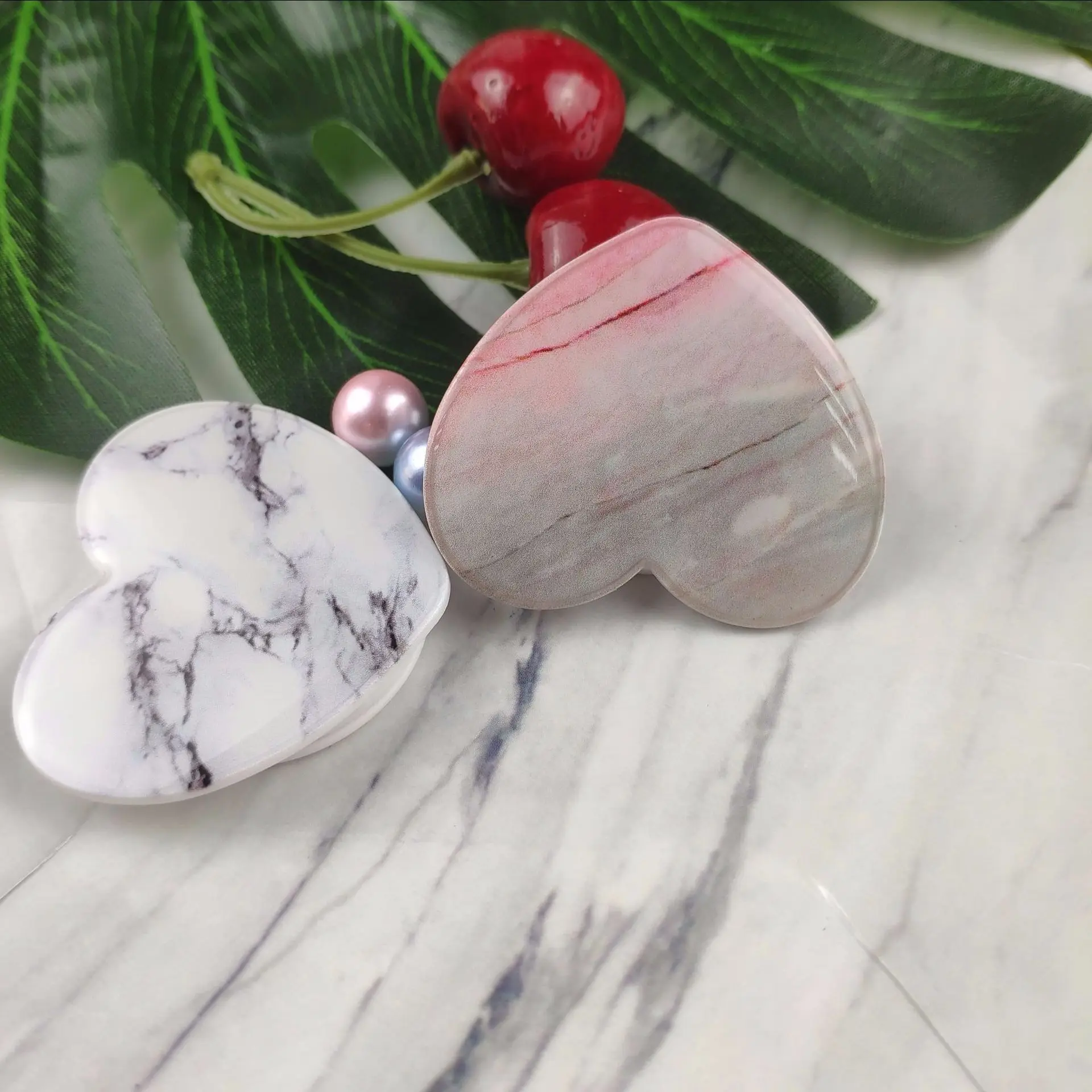 Heart-shaped Douyin hot Colorful Painted Mobile Phone Folding Bracket Colorful Marbling Grain Air Bag Bracket
Heart-shaped Douyin hot Colorful Painted Mobile Phone Folding Bracket Colorful Marbling Grain Air Bag Bracket