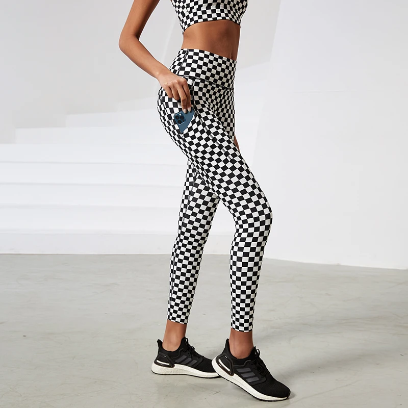 2022 Checkerboard Printing Plaid Leggings Sexy High Waist Stretch Tight Sports Fitness Yoga Pants Leggings With Pockets
2022 Checkerboard Printing Plaid Leggings Sexy High Waist Stretch Tight Sports Fitness Yoga Pants Leggings With Pockets