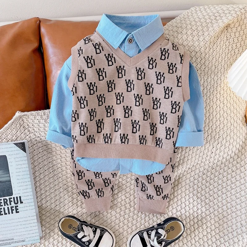 Wholesale fashion Boys 3 Pieces Clothing Set sleeveless letter sweatshirt vest + pants +solid shirt for kids, Picture shows 
Wholesale fashion Boys 3 Pieces Clothing Set sleeveless letter sweatshirt vest + pants +solid shirt for kids, Picture shows