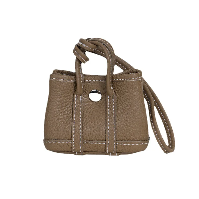 Garden Bag Pendant H Home Leather Personality Light Luxury Headphone Car Accessories Ornaments Decorative Cowhide, Customized color
Garden Bag Pendant H Home Leather Personality Light Luxury Headphone Car Accessories Ornaments Decorative Cowhide, Customized color