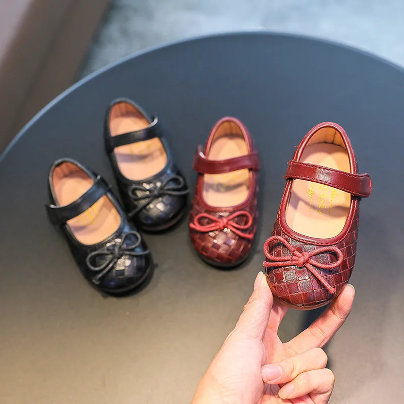 New Girls Shoes Sandals Baby Soft Bottom Beach Sandals Children Casual Shoes Bowknot Wholesale Little Girls Shoes, Black, red
New Girls Shoes Sandals Baby Soft Bottom Beach Sandals Children Casual Shoes Bowknot Wholesale Little Girls Shoes, Black, red