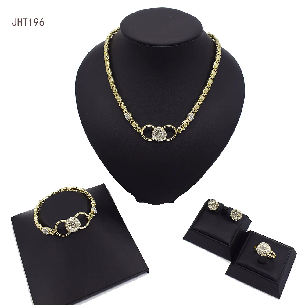 JHT196 Trend 18K Gold Plated XOXO diamond round necklace and earring jewelry set for women
JHT196 Trend 18K Gold Plated XOXO diamond round necklace and earring jewelry set for women