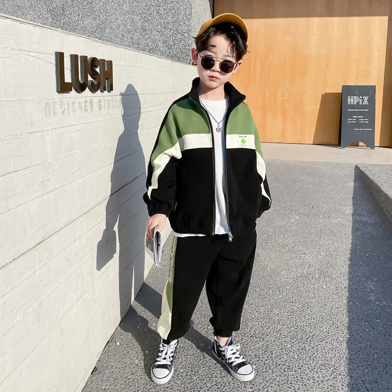 New style spring autumn Boys printing full sleeve fleece jacket with zipper and pants 2 Pieces Clothing Set for kids, Picture shows 
New style spring autumn Boys printing full sleeve fleece jacket with zipper and pants 2 Pieces Clothing Set for kids, Picture shows
