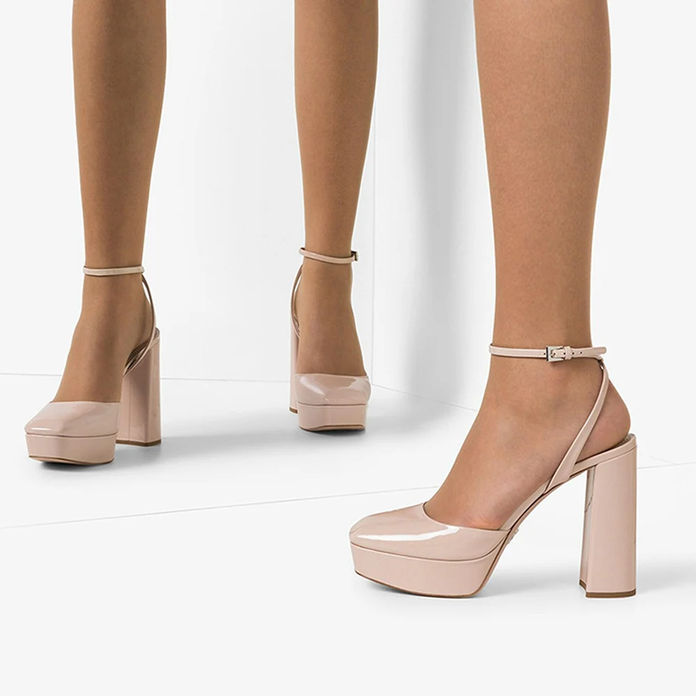 High Heel Short Women Shoes Heel Black Short Boots Women Leather Wedge Sandals For Women And Ladies
High Heel Short Women Shoes Heel Black Short Boots Women Leather Wedge Sandals For Women And Ladies