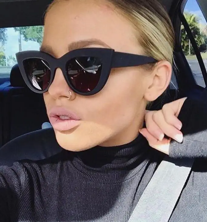 Queena 2020 New Cheap European and American Retro Cat Eye Sunglasses Trend Wild Style Sun Glasses fashion Sunglasses
Queena 2020 New Cheap European and American Retro Cat Eye Sunglasses Trend Wild Style Sun Glasses fashion Sunglasses