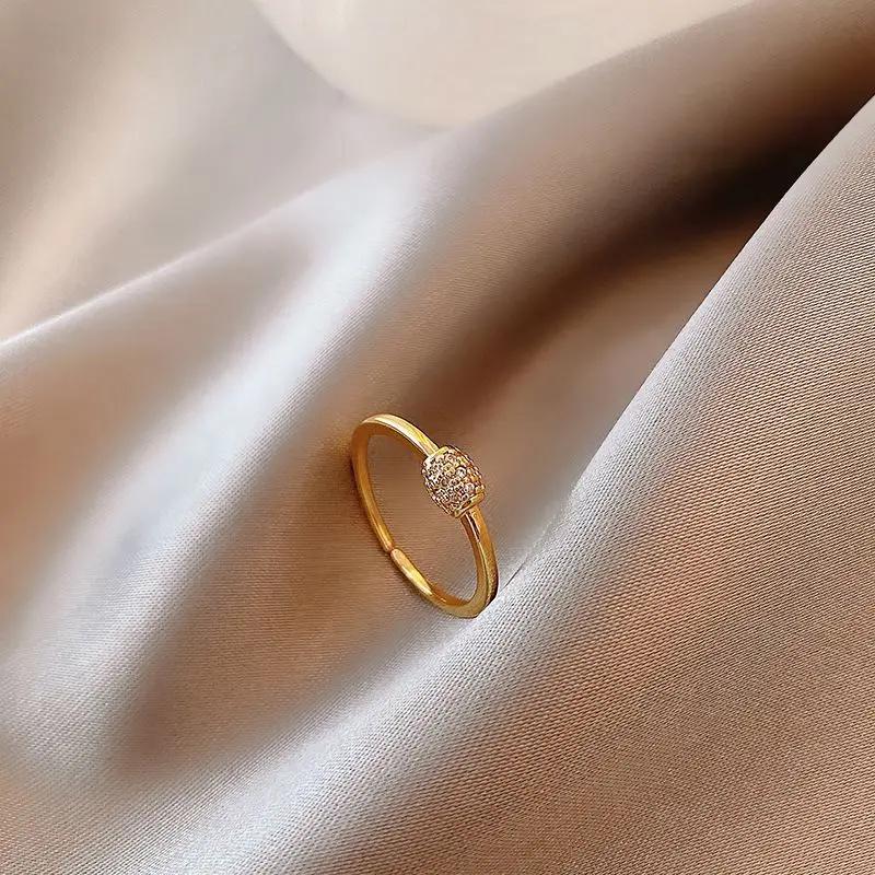 Rings Hex Halo Split Key Ear Hoop Jewelery 2021 925 Star Opal Cast Pu O-Ring Gold Open Celestial Man Cross Ring, Silver gold
Rings Hex Halo Split Key Ear Hoop Jewelery 2021 925 Star Opal Cast Pu O-Ring Gold Open Celestial Man Cross Ring, Silver gold
