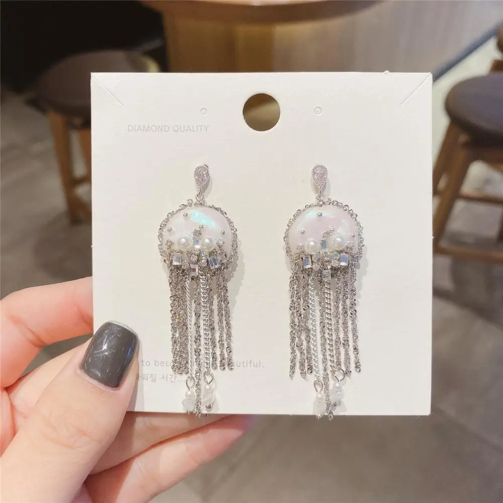 Jachon Light luxury circle tassel earrings fashion simple joker earrings temperament earrings for female
Jachon Light luxury circle tassel earrings fashion simple joker earrings temperament earrings for female