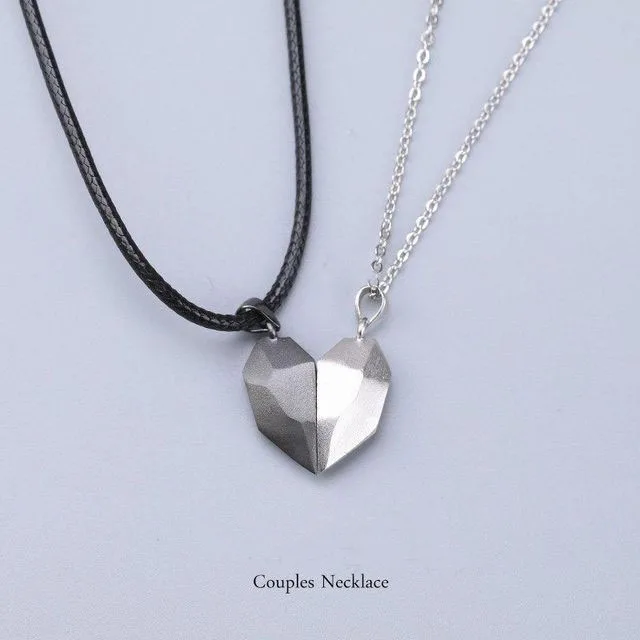 Magnetic Couple Necklace BLACK & WHITE Lovers 2PCS Heart Pendant Distance Faceted Charm Necklace Women Valentine's Day Gift
Magnetic Couple Necklace BLACK & WHITE Lovers 2PCS Heart Pendant Distance Faceted Charm Necklace Women Valentine's Day Gift