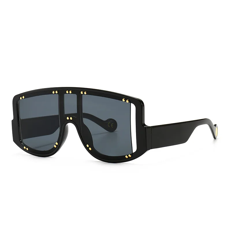 Oversize plastic rivet rectangle one piece sunglasses women men cool luxury shades, 8 colors in stock
Oversize plastic rivet rectangle one piece sunglasses women men cool luxury shades, 8 colors in stock