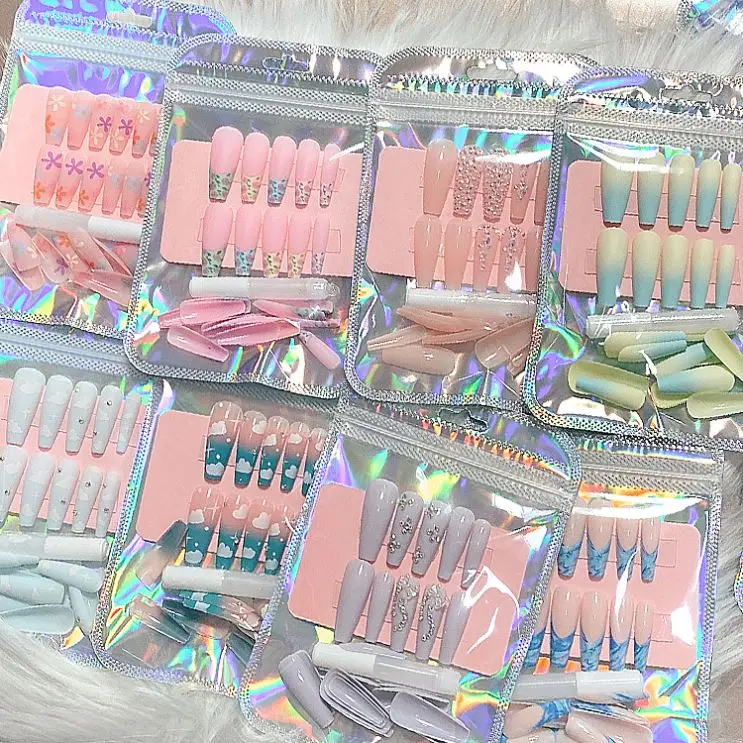 2022 New Arrival False Press On Nails Artificial Fingernails With Packaging Box short Press On Nails
2022 New Arrival False Press On Nails Artificial Fingernails With Packaging Box short Press On Nails