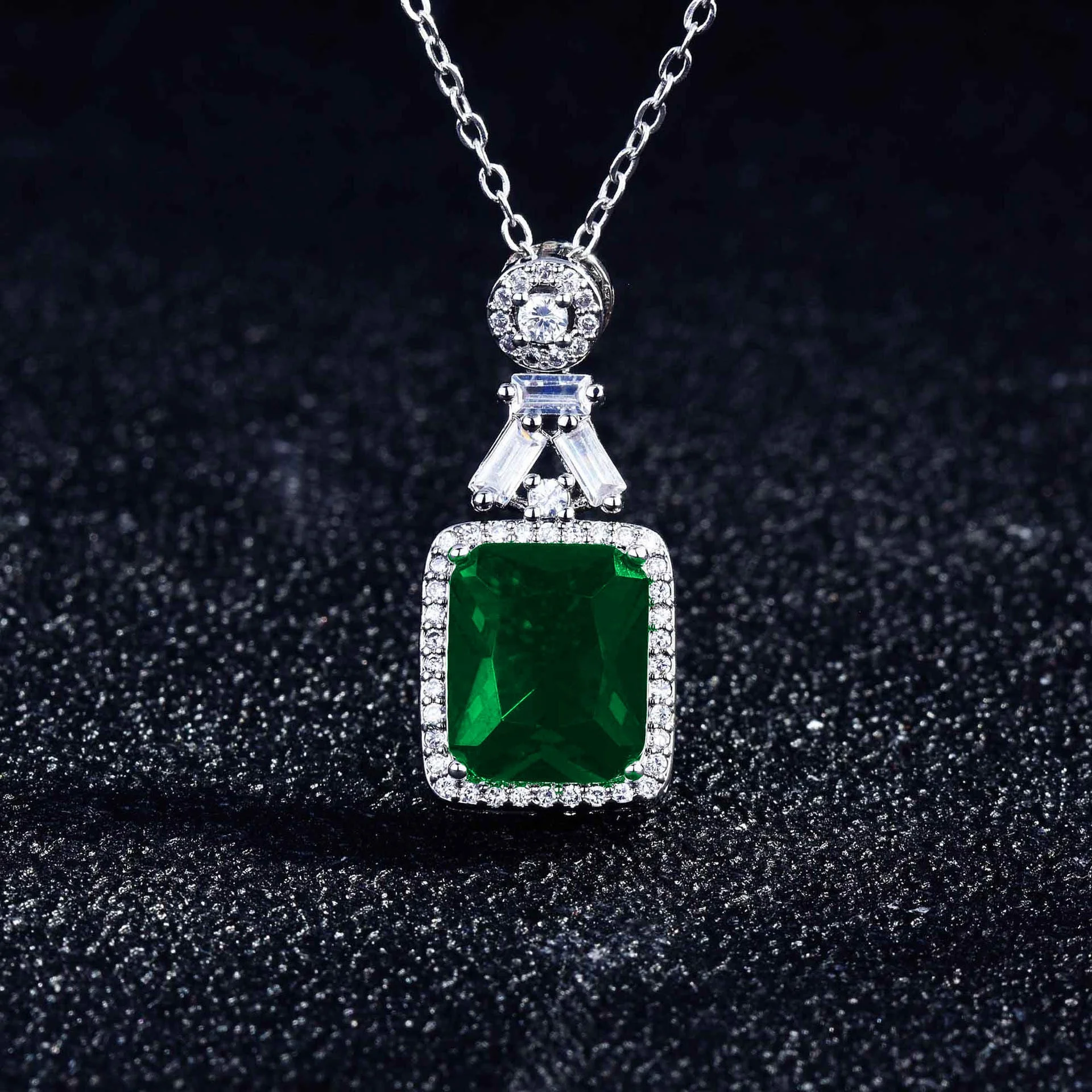 Vintage Green Pendant Necklaces For Women Square Crystal Necklaces Trendy Jewelry Accessories Gifts, Customized color
Vintage Green Pendant Necklaces For Women Square Crystal Necklaces Trendy Jewelry Accessories Gifts, Customized color