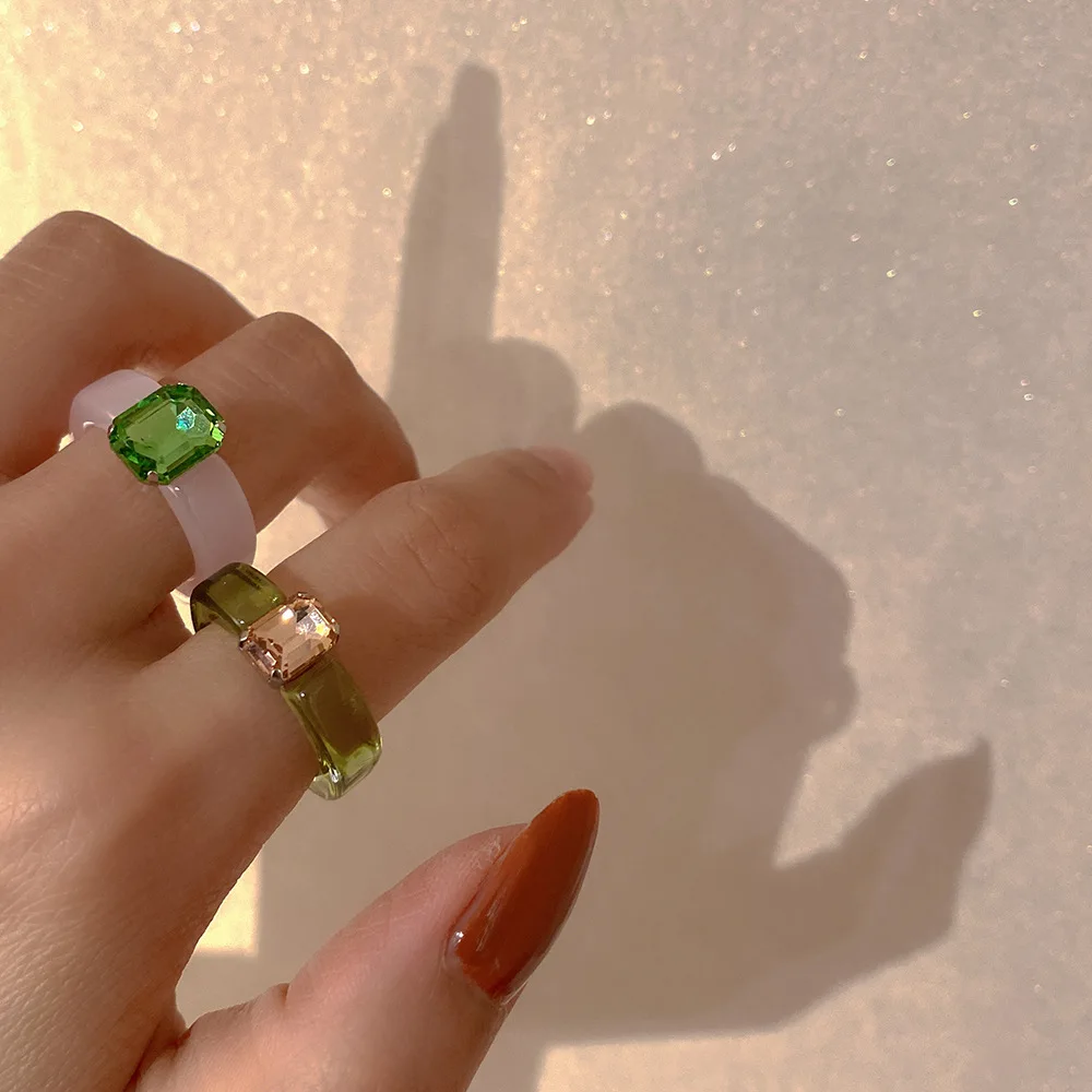 Fashionable Transparent Gemstone Acrylic Rings Candy Color Square Crystal Resin Finger Rings For Girls
Fashionable Transparent Gemstone Acrylic Rings Candy Color Square Crystal Resin Finger Rings For Girls