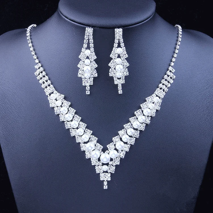 Bridal wedding dress accessories rhinestone delicate pearl earring women jewelry necklace set
Bridal wedding dress accessories rhinestone delicate pearl earring women jewelry necklace set