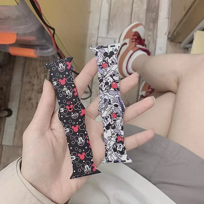 Mickey mouse smart watch band 38/40mm cute cartoon custom printed silicone band strap for apple watch 6 7 44/45mm, Multi color
Mickey mouse smart watch band 38/40mm cute cartoon custom printed silicone band strap for apple watch 6 7 44/45mm, Multi color