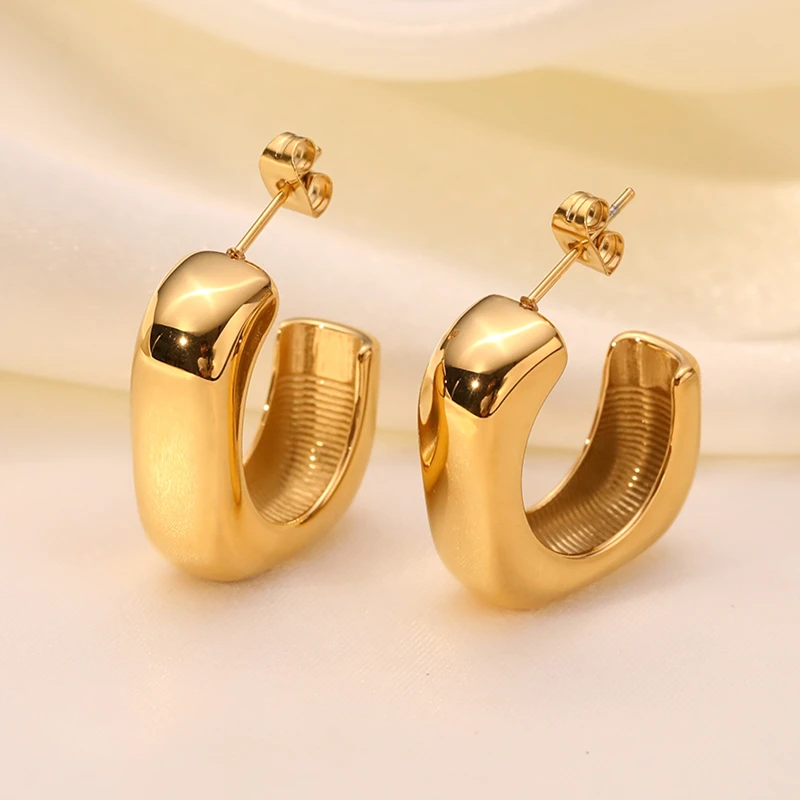 Hollow Out Earrings 18K Gold Plated Stainless Steel C Shaped Stud Chunky Earrings, As picture
Hollow Out Earrings 18K Gold Plated Stainless Steel C Shaped Stud Chunky Earrings, As picture
